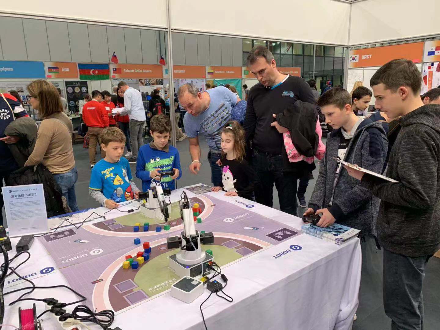 Dobot Comes to World Robot Olympiad (WRO) 2019 in Hungary